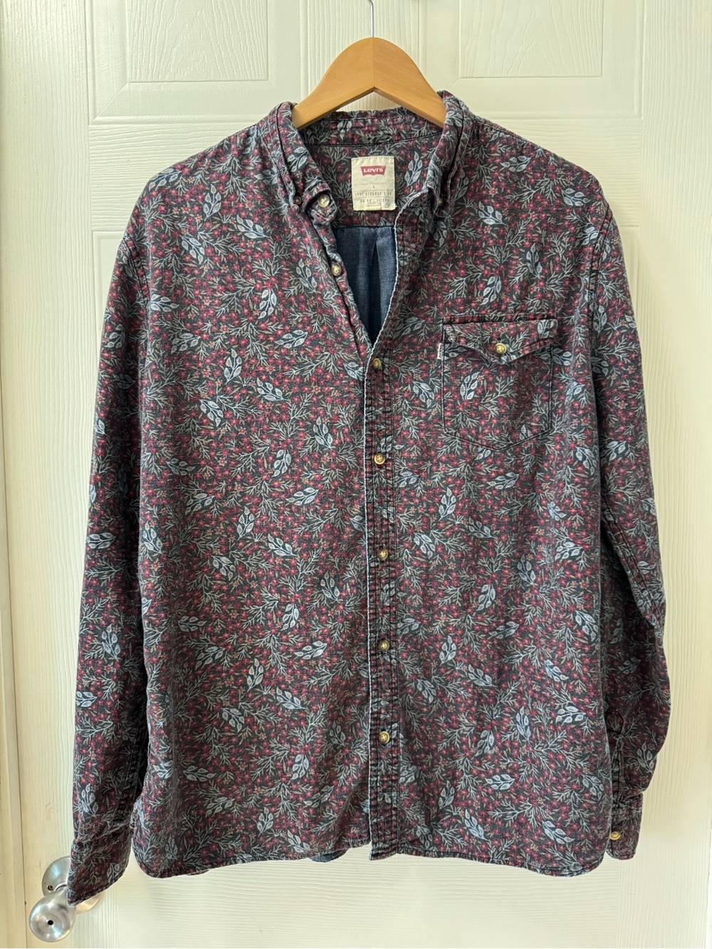 Levi's Men's Floral Maroon Button-Front Shirt Jacket
